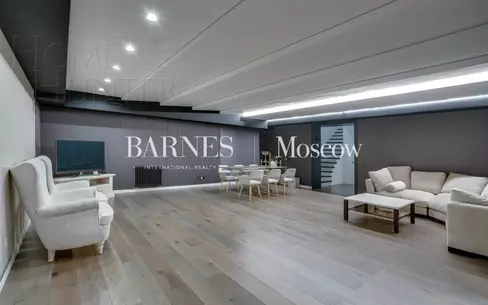 2-этажный коттедж 1 120 м² без отделки