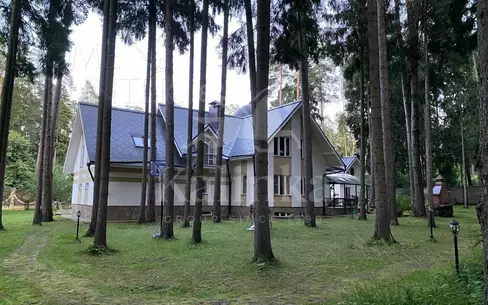 2-этажный коттедж 600 м² с отделкой