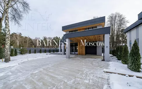 2-этажный коттедж 2 534.2 м² без отделки