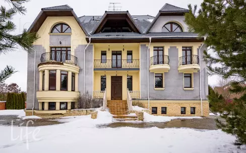 КОТТЕДЖ 1 339 м² с отделкой