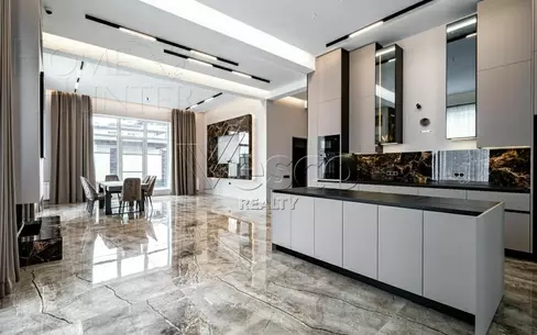 2-этажный коттедж 570 м² с отделкой