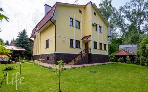 2-этажный коттедж 450 м² с отделкой