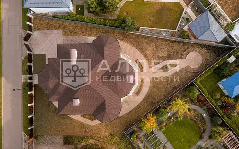 2-этажный коттедж 665 м² без отделки