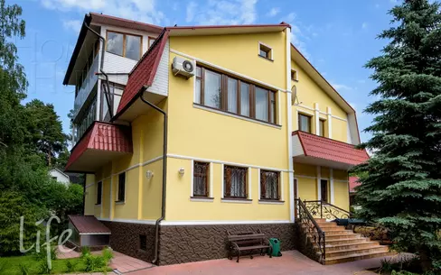 2-этажный коттедж 450 м² с отделкой