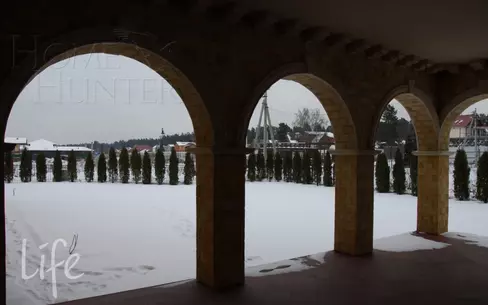 2-этажный коттедж 1 327 м² без отделки