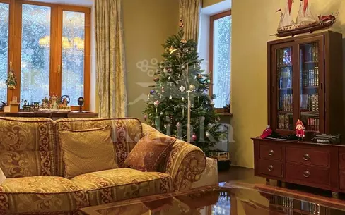 2-этажный коттедж 600 м² с отделкой