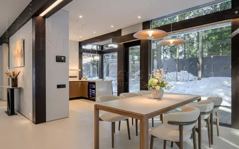 2-этажный коттедж 310 м² с отделкой