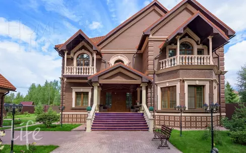 2-этажный коттедж 925 м² с отделкой