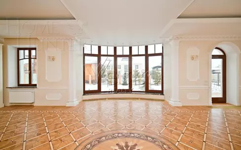 3-этажный коттедж 860 м² с отделкой