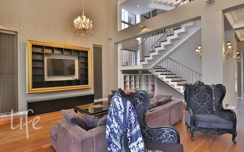 3-этажный коттедж 900 м² с отделкой