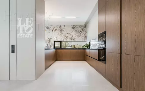 2-этажный коттедж 303 м² с отделкой
