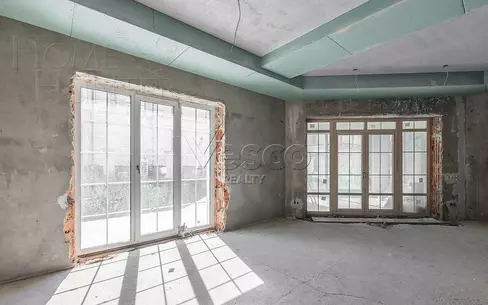 2-этажный коттедж 550 м² без отделки