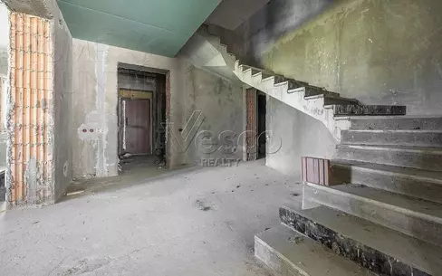 2-этажный коттедж 550 м² без отделки