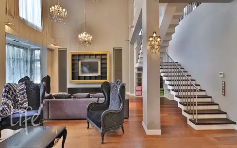 3-этажный коттедж 900 м² с отделкой