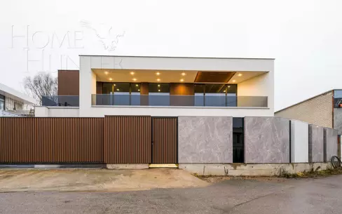 2-этажный коттедж 560 м² без отделки