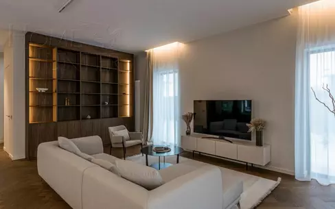 2-этажный коттедж 262 м² с отделкой