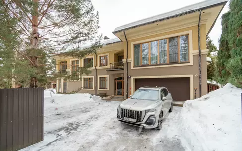 2-этажный коттедж 700 м² с отделкой