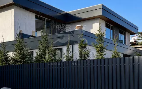 2-этажный коттедж 518 м² без отделки