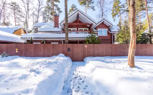 6-этажный коттедж 271 м² с отделкой