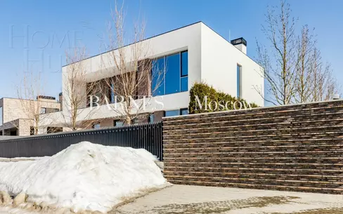 2-этажный коттедж 365 м² без отделки