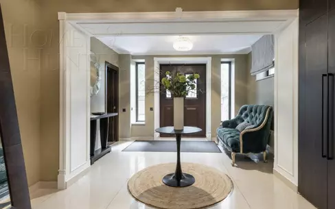 2-этажный коттедж 825 м² с отделкой