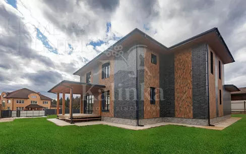 2-этажный коттедж 252 м² без отделки