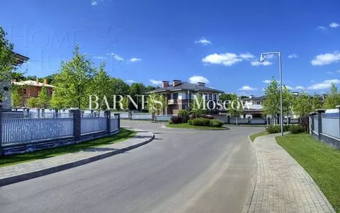 2-этажный коттедж 1 028.6 м² без отделки