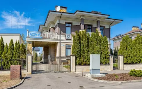 2-этажный коттедж 329 м² с отделкой