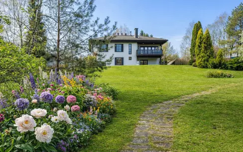 2-этажный коттедж 317 м² с отделкой