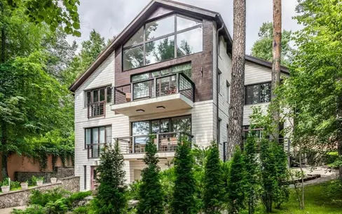 2-этажный коттедж 825 м² с отделкой