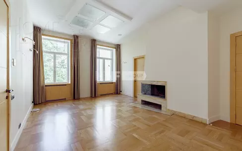 6-КОМН. КВАРТИРА С ОТДЕЛКОЙ 350 М² НА 4 ЭТАЖЕ