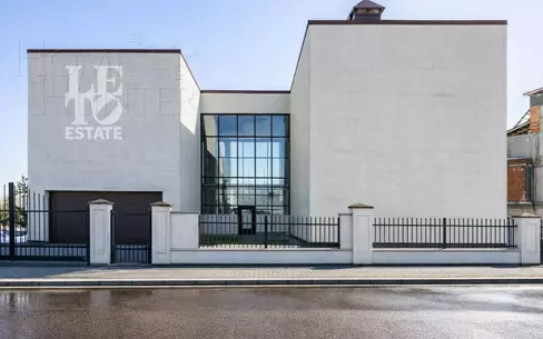2-этажный коттедж 1 170 м² без отделки