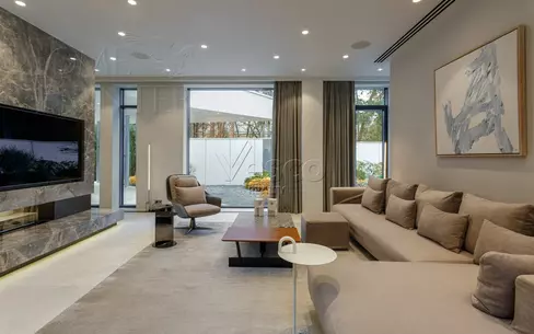 2-этажный коттедж 800 м² с отделкой