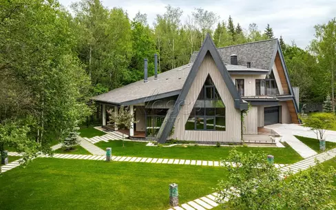 2-этажный коттедж 499 м² с отделкой