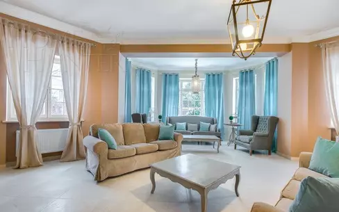 2-этажный коттедж 550 м² с отделкой