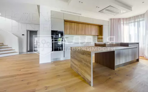 2-этажный коттедж 620 м² с отделкой