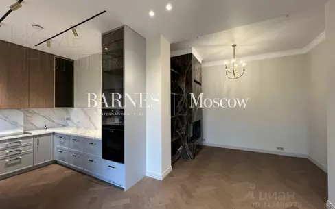 2-этажный коттедж 323 м² без отделки