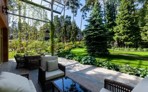 2-этажный коттедж 700 м² с отделкой