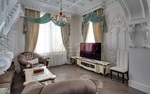 2-этажный коттедж 935 м² с отделкой