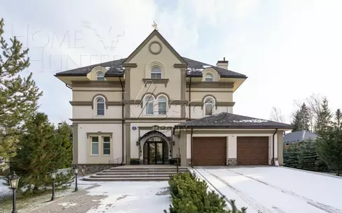 2-этажный коттедж 935 м² с отделкой