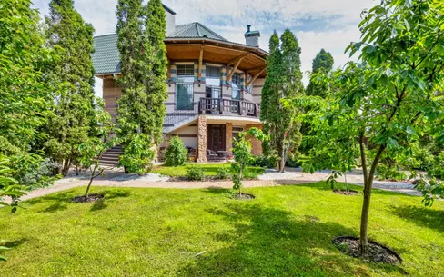 2-этажный коттедж 388 м² с отделкой