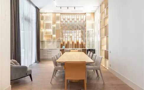 2-этажный коттедж 400 м² с отделкой