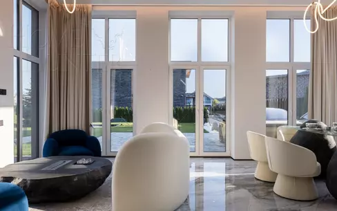 2-этажный коттедж 250 м² с отделкой