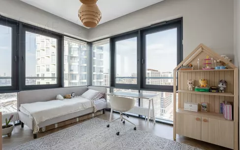 4-КОМН. КВАРТИРА С ОТДЕЛКОЙ 99 М² НА 17 ЭТАЖЕ