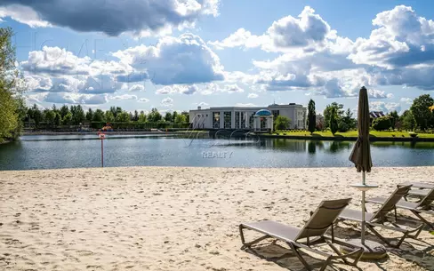 Участок 10 сот. в охраняемом поселке