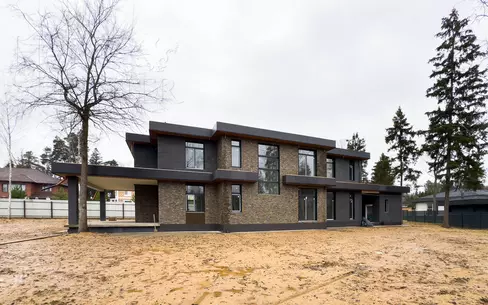 2-этажный коттедж 360 м² без отделки