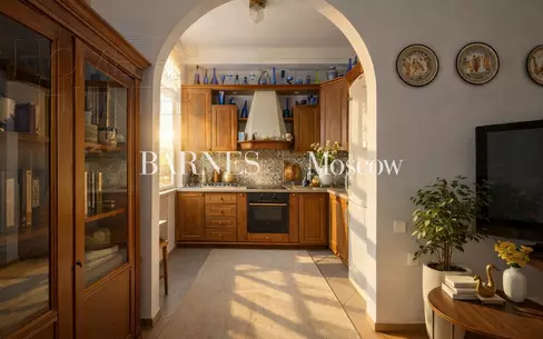 5-КОМН. КВАРТИРА С ОТДЕЛКОЙ 125 М² НА 4 ЭТАЖЕ