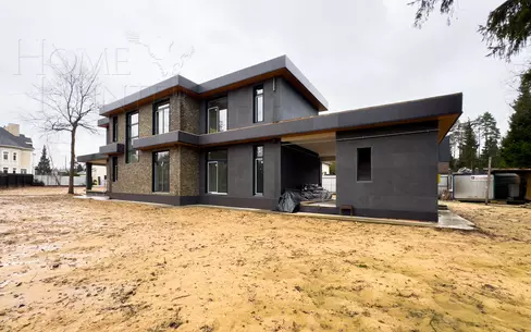 2-этажный коттедж 360 м² без отделки