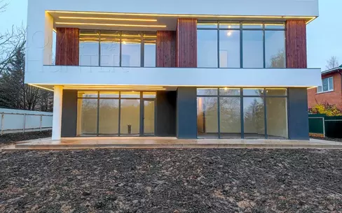 2-этажный коттедж 300 м² без отделки