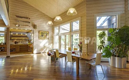 2-этажный коттедж 1 500 м² с отделкой